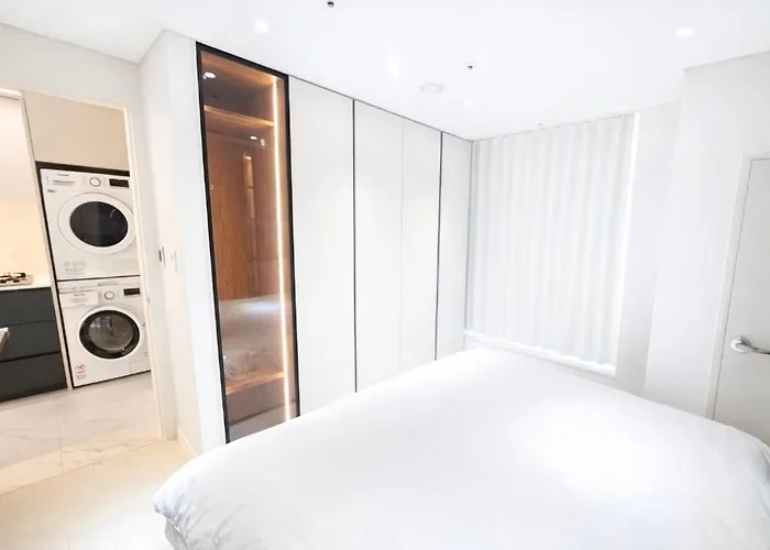 Apartment Spacious Family Near Coex & Gangnam