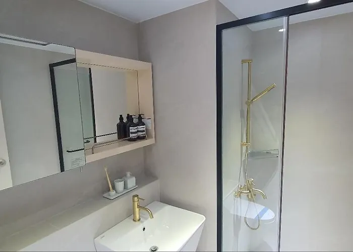 Apartment Spacious Family Near Coex & Gangnam Seoul